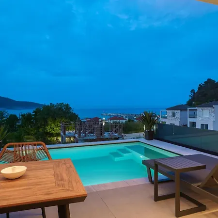 Videre Golden Private Pool *